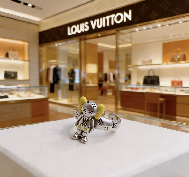 LV Ring 03yxs27